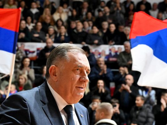 Wahl nach Absetzung von bosnischem Serbenführer Dodik