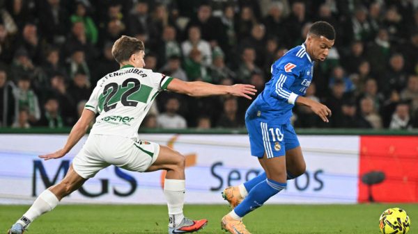 Affengruber im Duell mit Mbappe